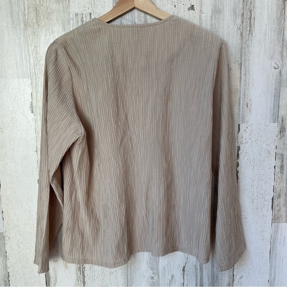 Eileen Fisher Cream Textured Lightweight Zip Front Jacket Size L - Picture 4 of 7